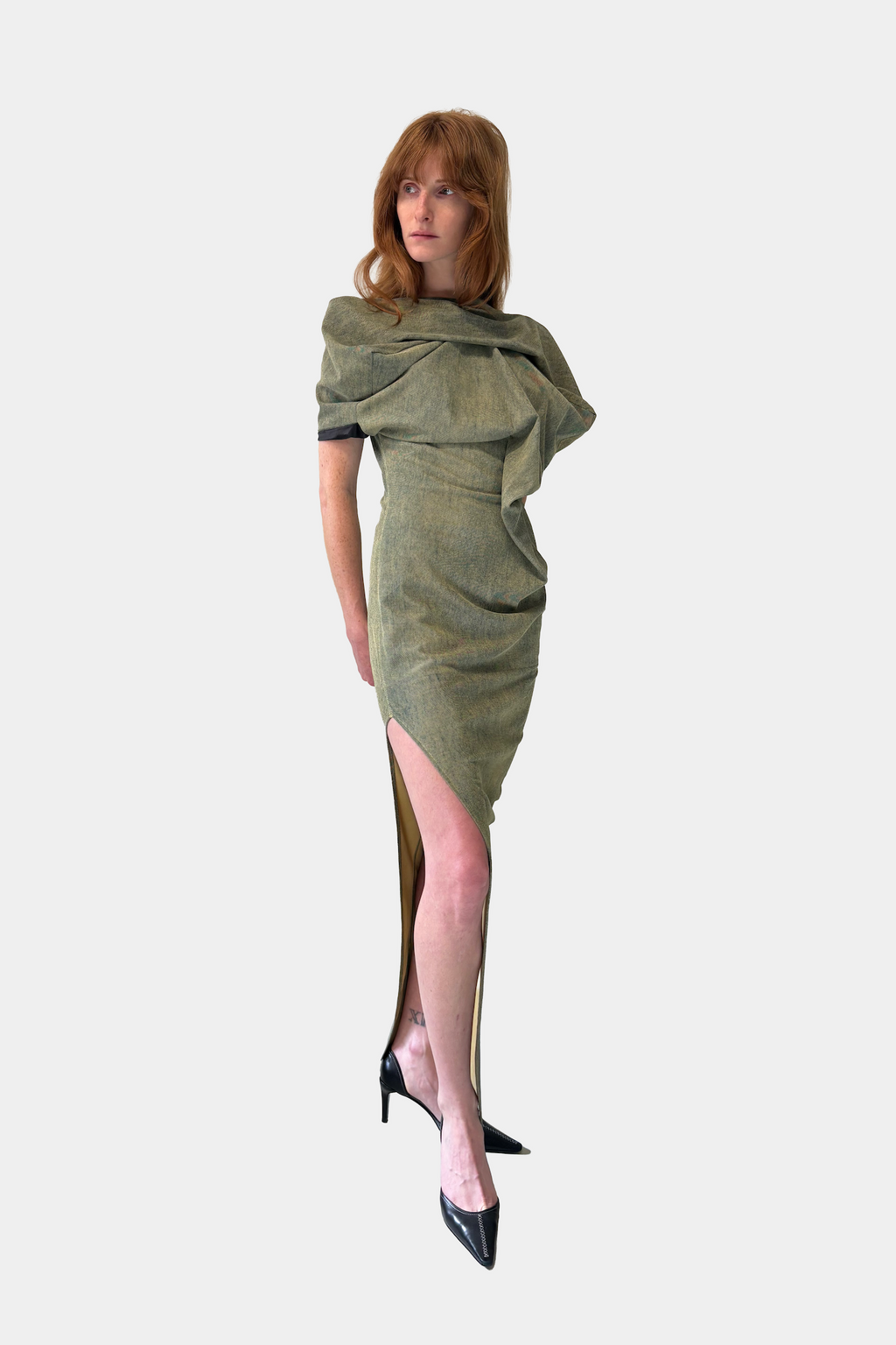 ROBE LONGUE EN CUIR À DRAPÉ