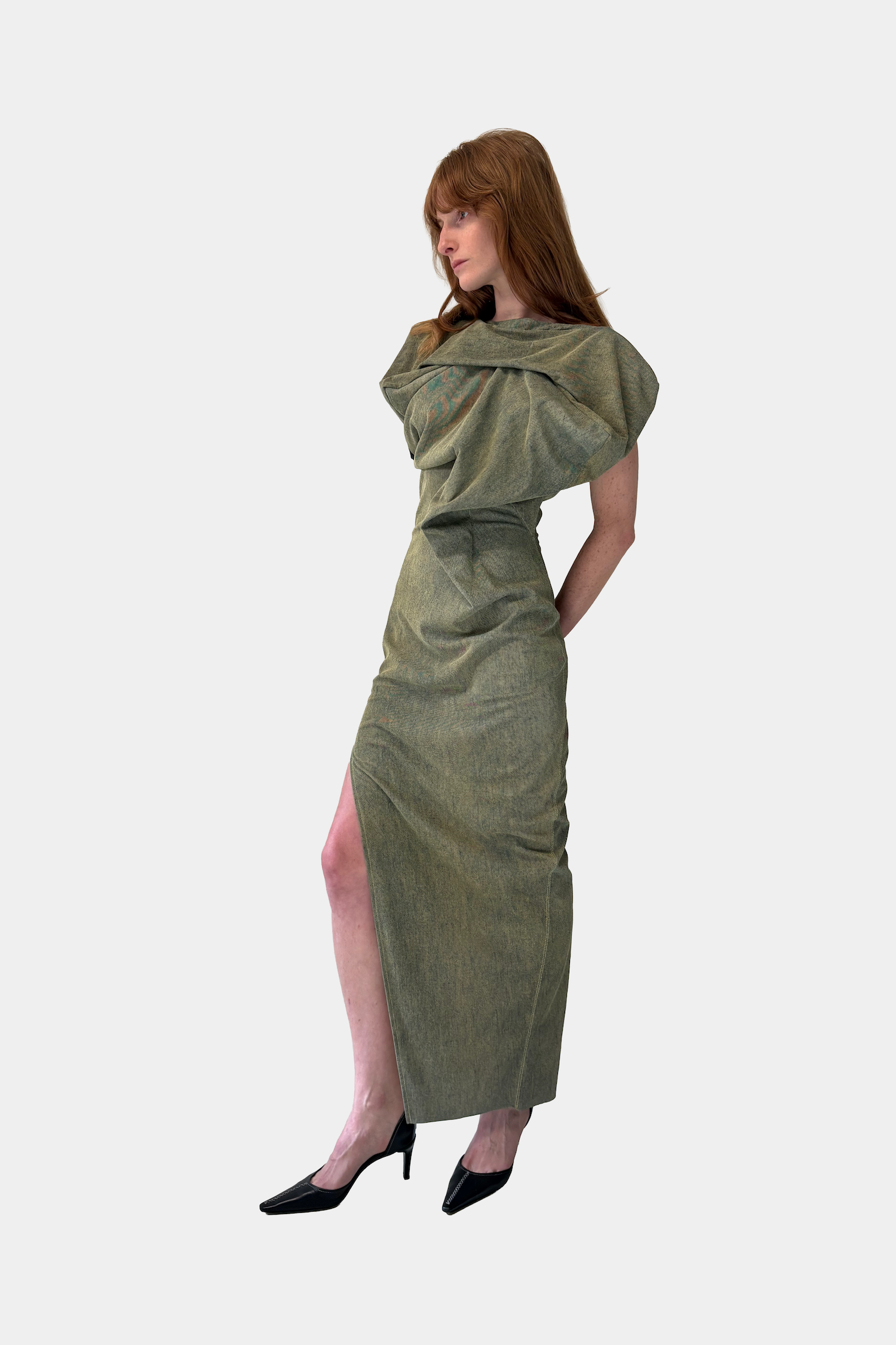 ROBE LONGUE EN CUIR À DRAPÉ