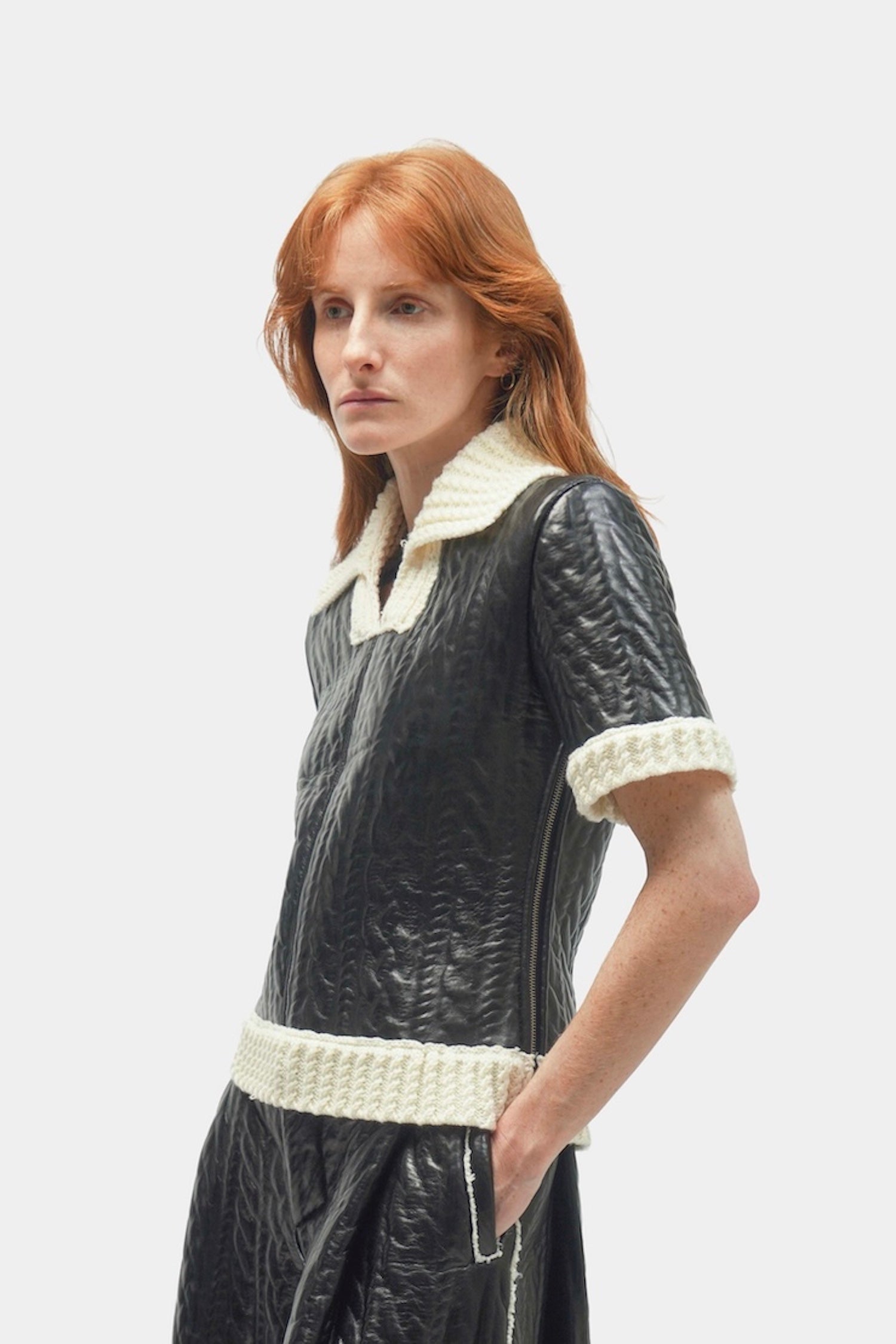 TOP EN CUIR ET MAILLE