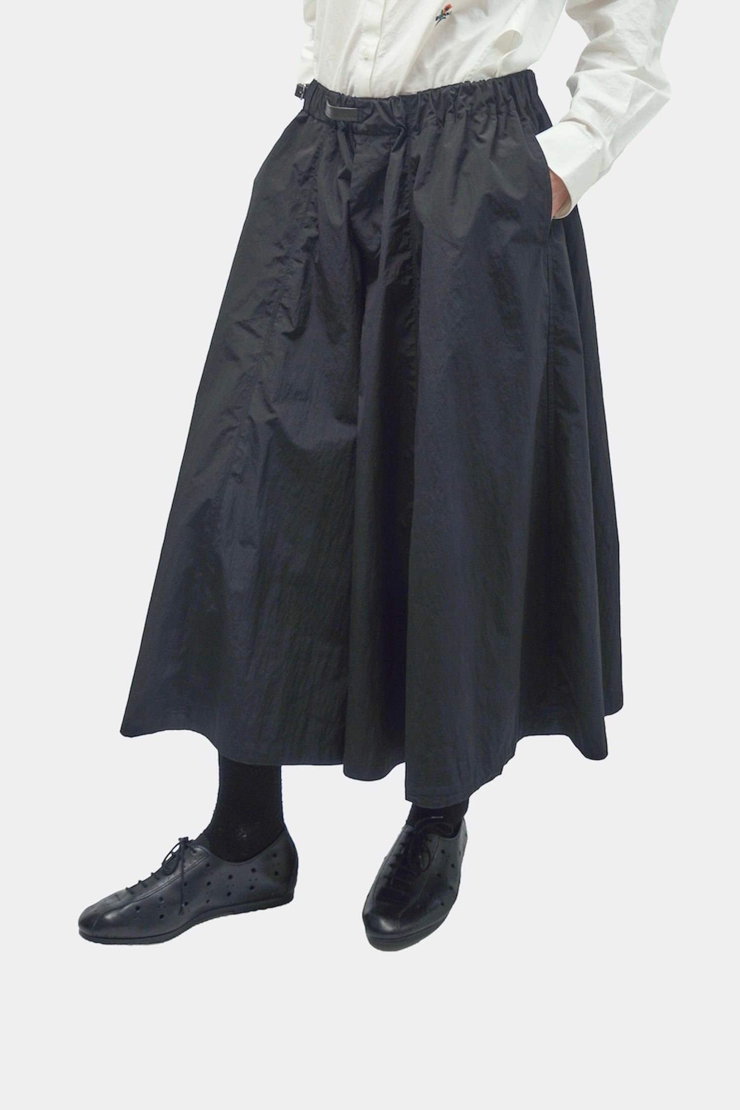 PANTALON JUPE EN NYLON